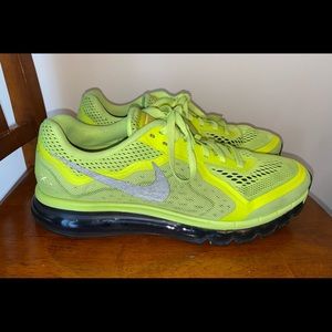 Nike Air Max 2013 Neon Volt Black Men’s Sneakers Size 12 621077-700 NICE RARE